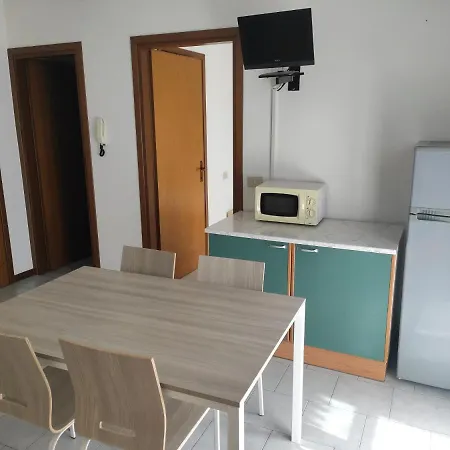 Apartment Businelll 2d